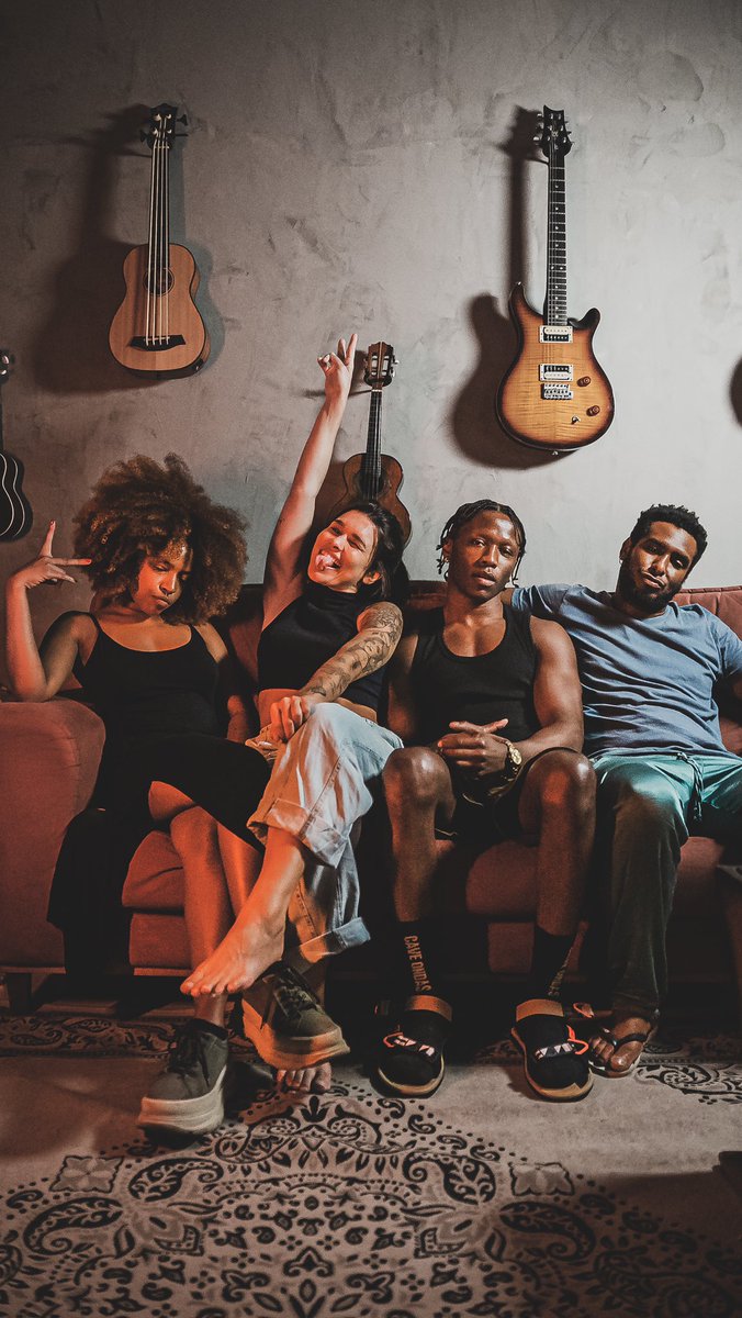 Só os brabos <a href="/izrraoficial/">IZRRA</a> <a href="/lary/">hillary</a> <a href="/kingtanosom/">King Saints 🔥</a> <a href="/marceloficial/">marcelo</a>

📸 @pradojota