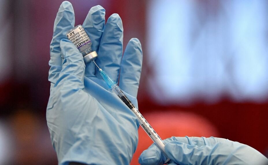 AztecaNoticias's tweet image. Este viernes inició la aplicación de la segunda #dosis de #Pfizer pediátrica contra #COVID19 a las y los niños de 5 a 11 años en 16 Centros de Salud en #CDMX 

Vía @SSaludCdMx