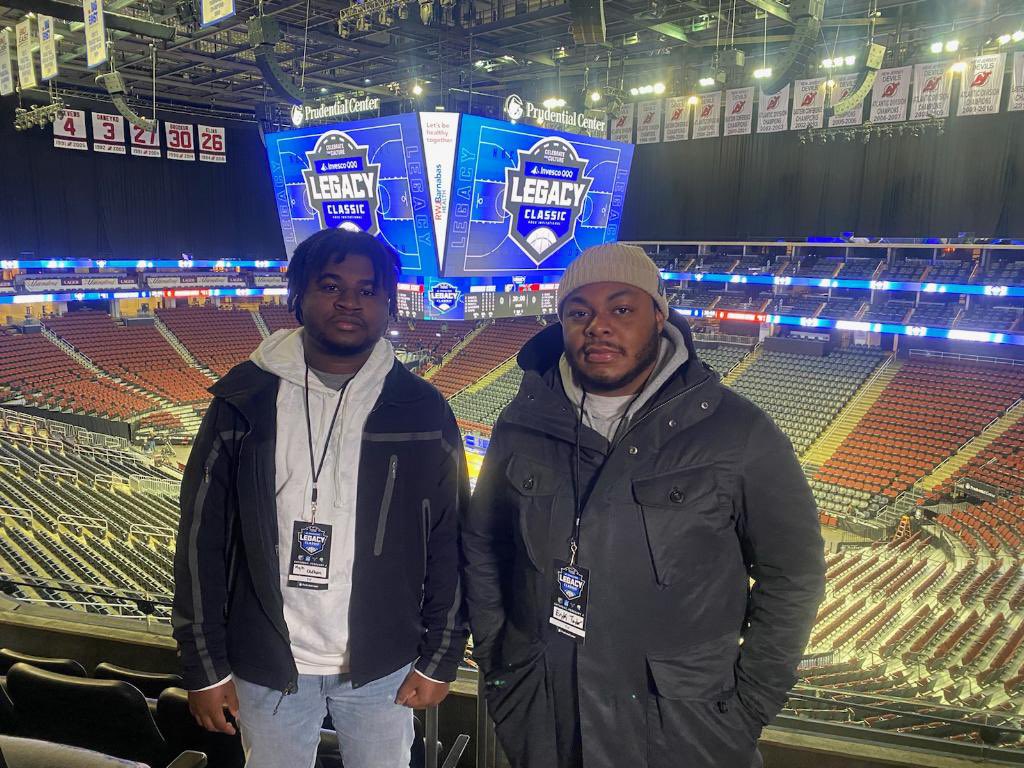 Esposure tweet media