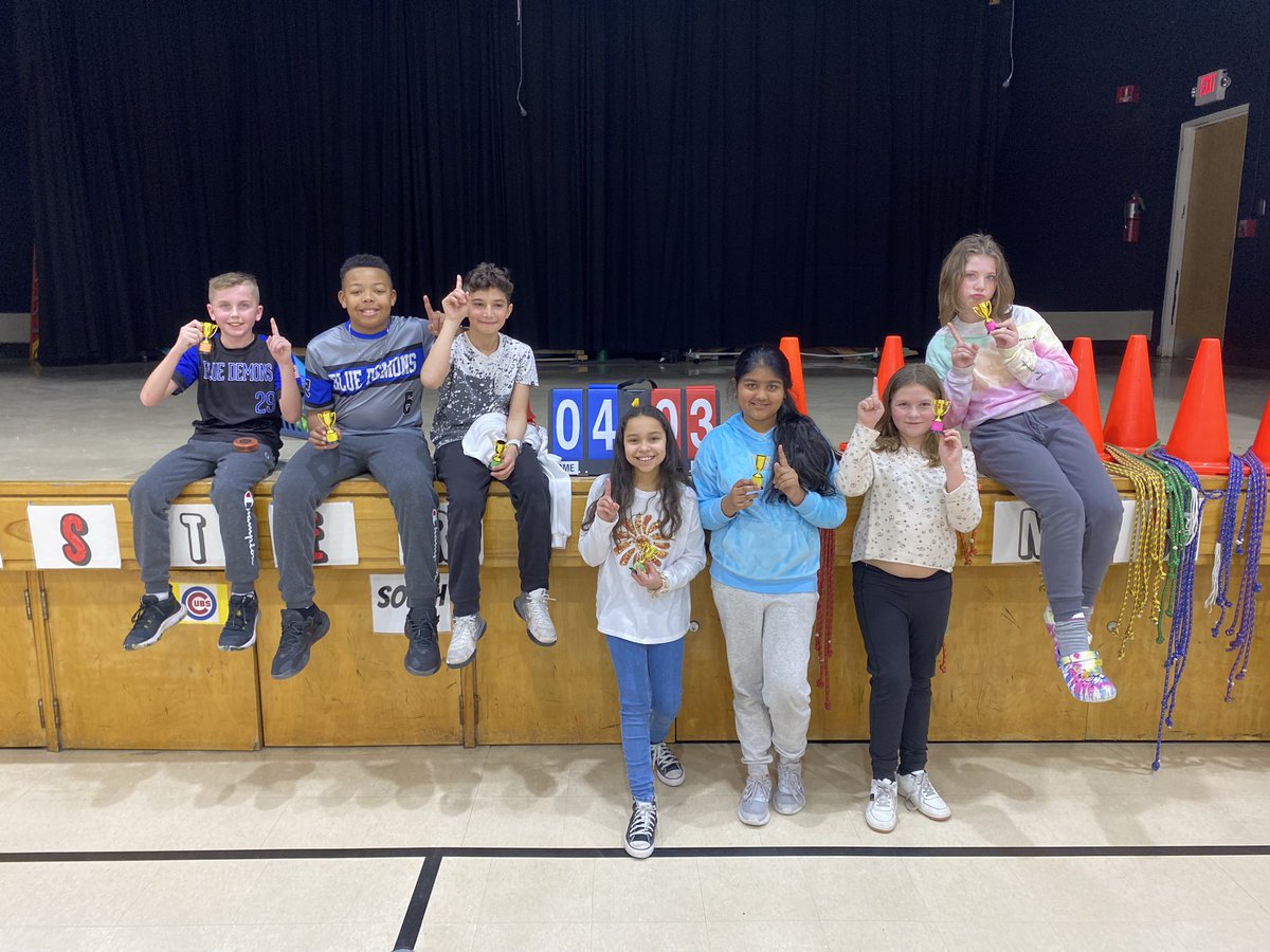 Tara Capouch tweet media