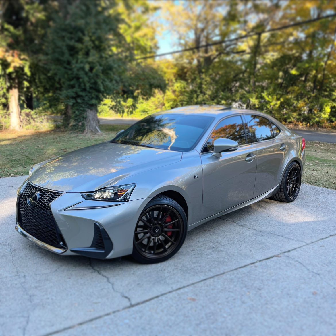 CosmisUsa's tweet photo. R1 in 18x9.5 +35 on a Lexus IS200T F Sport sure do look good 🔥

Owner @isaacdmatute

#cosmis #cosmisracing #cosmiswheels #comsisusa #wheels #fitment #lexus #fsport #is200t #r1 https://t.co/kctKp0B7Kb