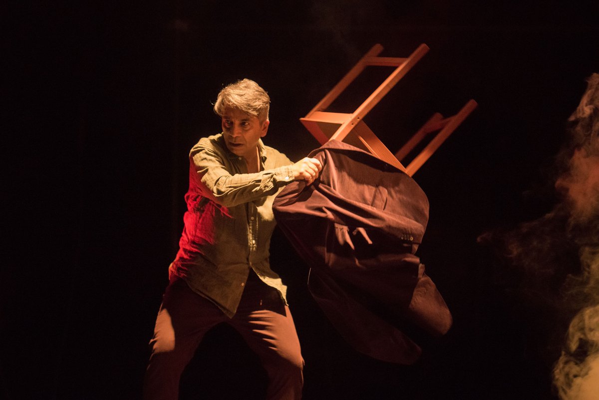 shahinsayadi's tweet photo. 4/4
... weaving together inter-generational perspectives that provide a panoramic viewpoint into the struggles of a community transitioning from a traditional village to a modern society. Fighting darkness to step back into the light.
#Ritualtheplay
#shahinsayadi https://t.co/gT5mMtF2Vm