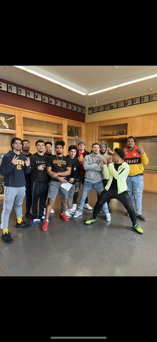 nickkpinee's tweet photo. Made it official today with all my guys and coaches who molded me to who I am today 💪🏻 @SacCityFB @Coach_SCoop @firestormfb https://t.co/hdS4BBE863