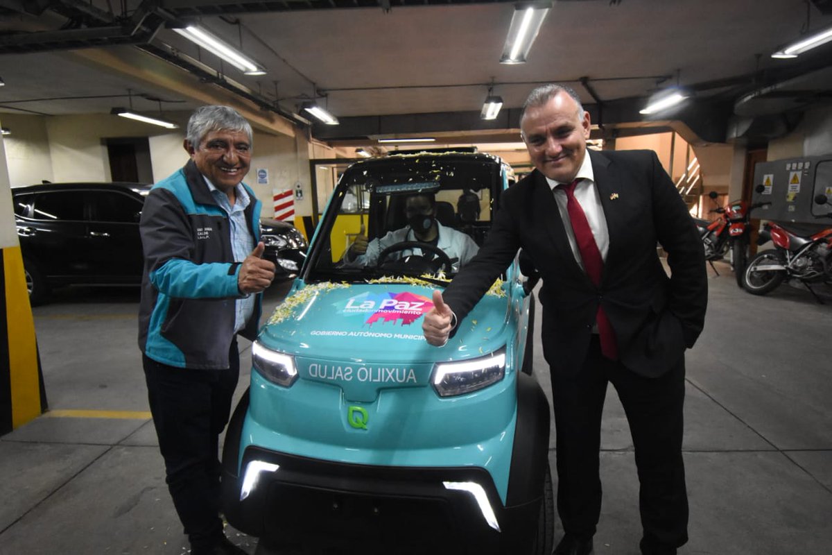 ivanariasduran's tweet image. ¡El #MédicoEnTuCasa ya es una realidad! 
Gracias al municipio de #Bonn y la #EmbajadaDeAlemania, por esta acción común y por donar al municipio paceño este móvil eléctrico de #Quantum que ampliará la atención de salud en los barrios...(Hilo)