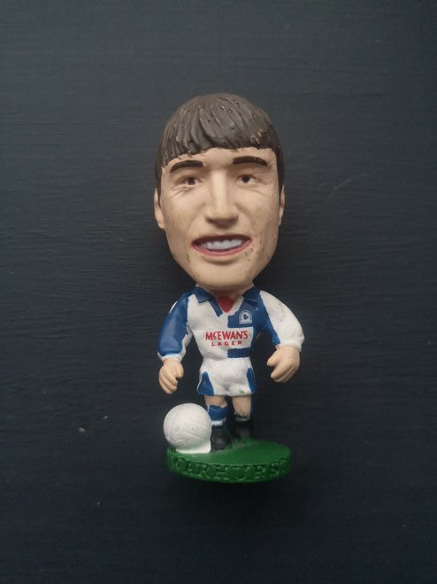 ChrisChambers88's tweet photo. @AK90s I found something very satisfying about long sleeved Corinthians (big headed baller). I had Peruzzi, Djorkaeff, but Paul Warhurst was the long sleeved goat https://t.co/sOv7X0Y2p6