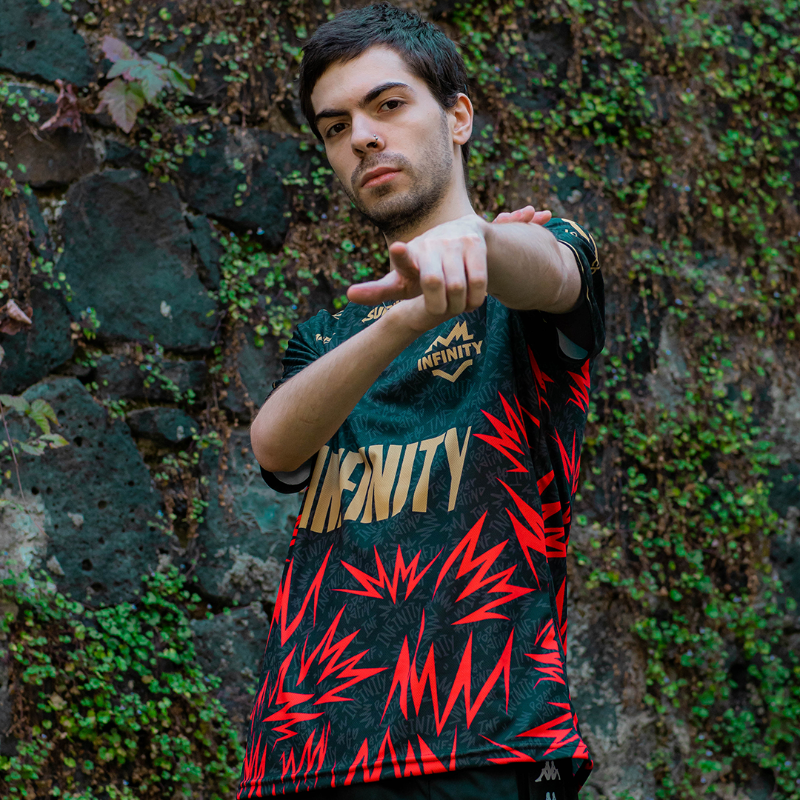 InFinitye_sport's tweet photo. ¡LUCE TU #PasionInfinita CON EL NUEVO JERSEY! 😎
Viste orgulloso la piel del #PoderLatino como @zzzerito y enfrenta cada partida con nuestro jersey oficial 2023 👕
🔗 Compra el tuyo ahora desde la web de @KappaMX
#goINF ♾️ #LLA 🏆 #KappaMX 🇲🇽
