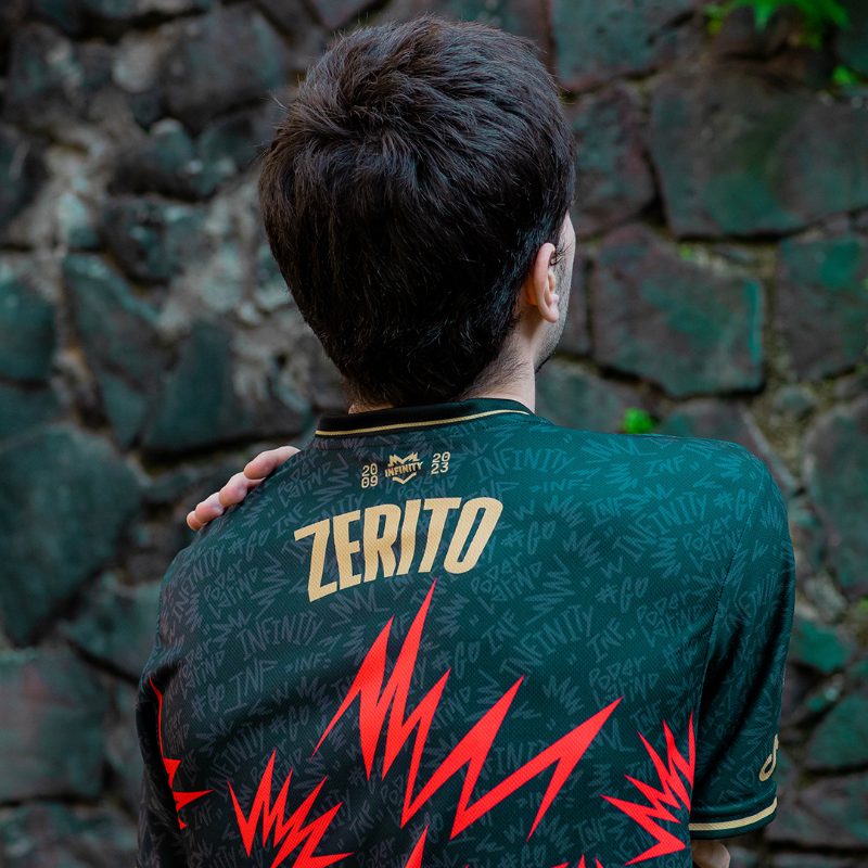 InFinitye_sport's tweet photo. ¡LUCE TU #PasionInfinita CON EL NUEVO JERSEY! 😎
Viste orgulloso la piel del #PoderLatino como @zzzerito y enfrenta cada partida con nuestro jersey oficial 2023 👕
🔗 Compra el tuyo ahora desde la web de @KappaMX
#goINF ♾️ #LLA 🏆 #KappaMX 🇲🇽