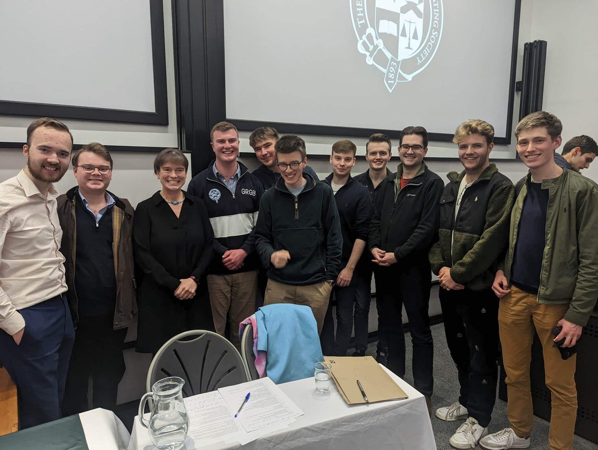 Selaine Saxby tweet media