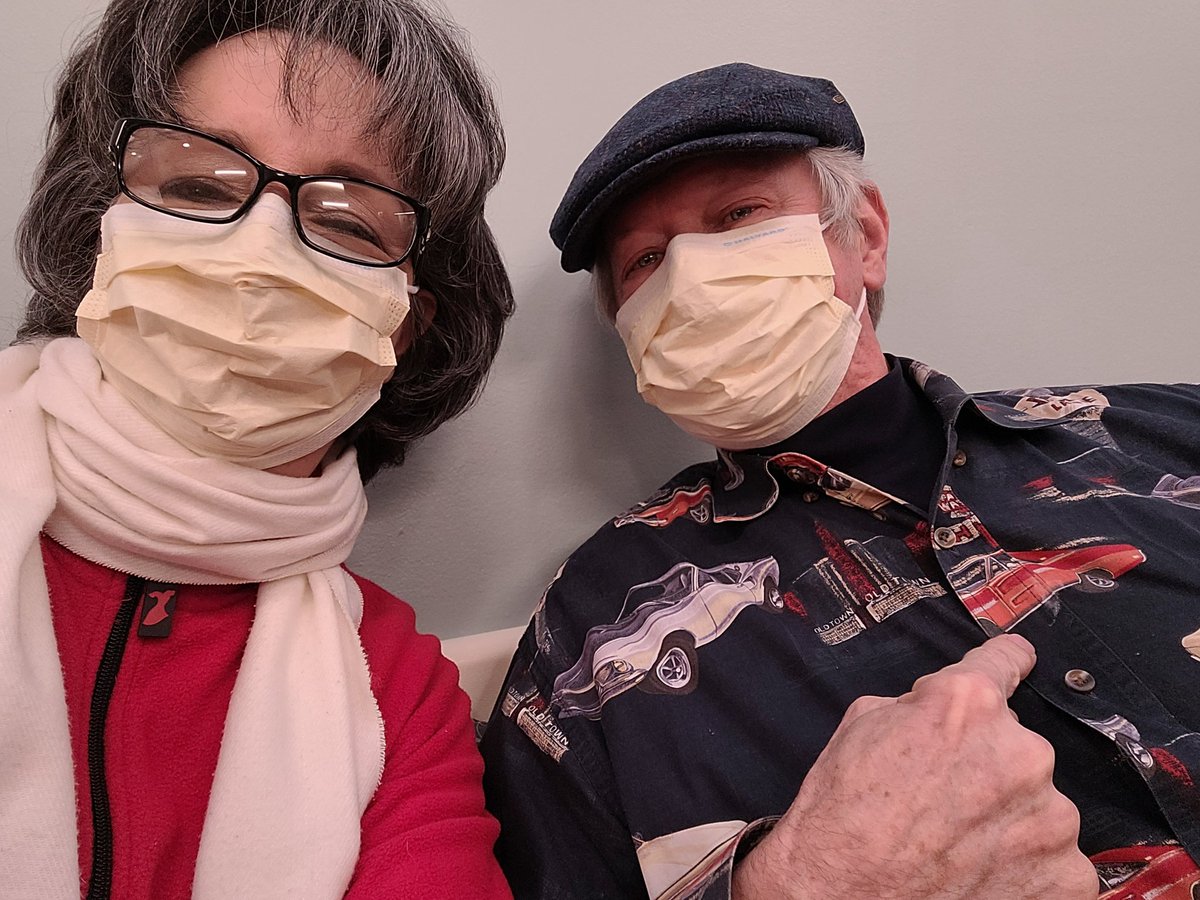 lorrainerinker's tweet photo. Bob wants to make sure you see that he is actually wearing red. Every bit helps! #WearRedDay #GoRedSac #myfamilyiswhy https://t.co/RfPFuP7JSp