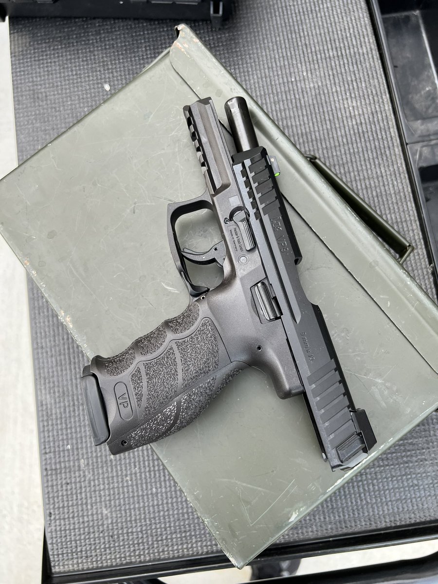 gunmadeHQ's tweet photo. You know we had to review the VP9! Modular, accurate and reliable are just some of the ways you could describe it.
If you want to read the full review, you know the drill…link is in the bio! https://t.co/xxtIH880Pd
#GunMade #hecklerandkoch #hkvp9 #mtmcase #9mm #9mmpistol https://t.co/qrKZKLiuea