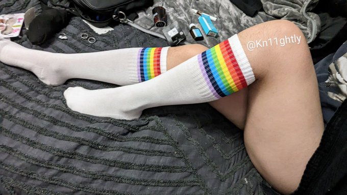 I made a purchase 👉👈 What do you think? #nsfw #nsfwtwt #cute #socks #queer #ftm https://t.co/9WnMwyx<a href="/tag/nsfw"class="tags">#nsfw</a><a href="/tag/cute"class="tags"><span>#cute</span></a><a href="/tag/socks"class="tags"><span>#socks</span></a><a href="/tag/queer"class="tags"><span>#queer</span></a><a href="/tag/ftm"class="tags"><span>#ftm</span></a><a href="/tag/nsfwtwt"class="tags"><span>#nsfwtwt</span></a>
