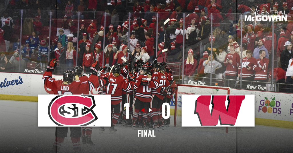 SCSUHuskies_WHK's tweet photo. MAD TOWN MADNESS

#HuskiesHockey 🏒 https://t.co/mMXRSj9NtE