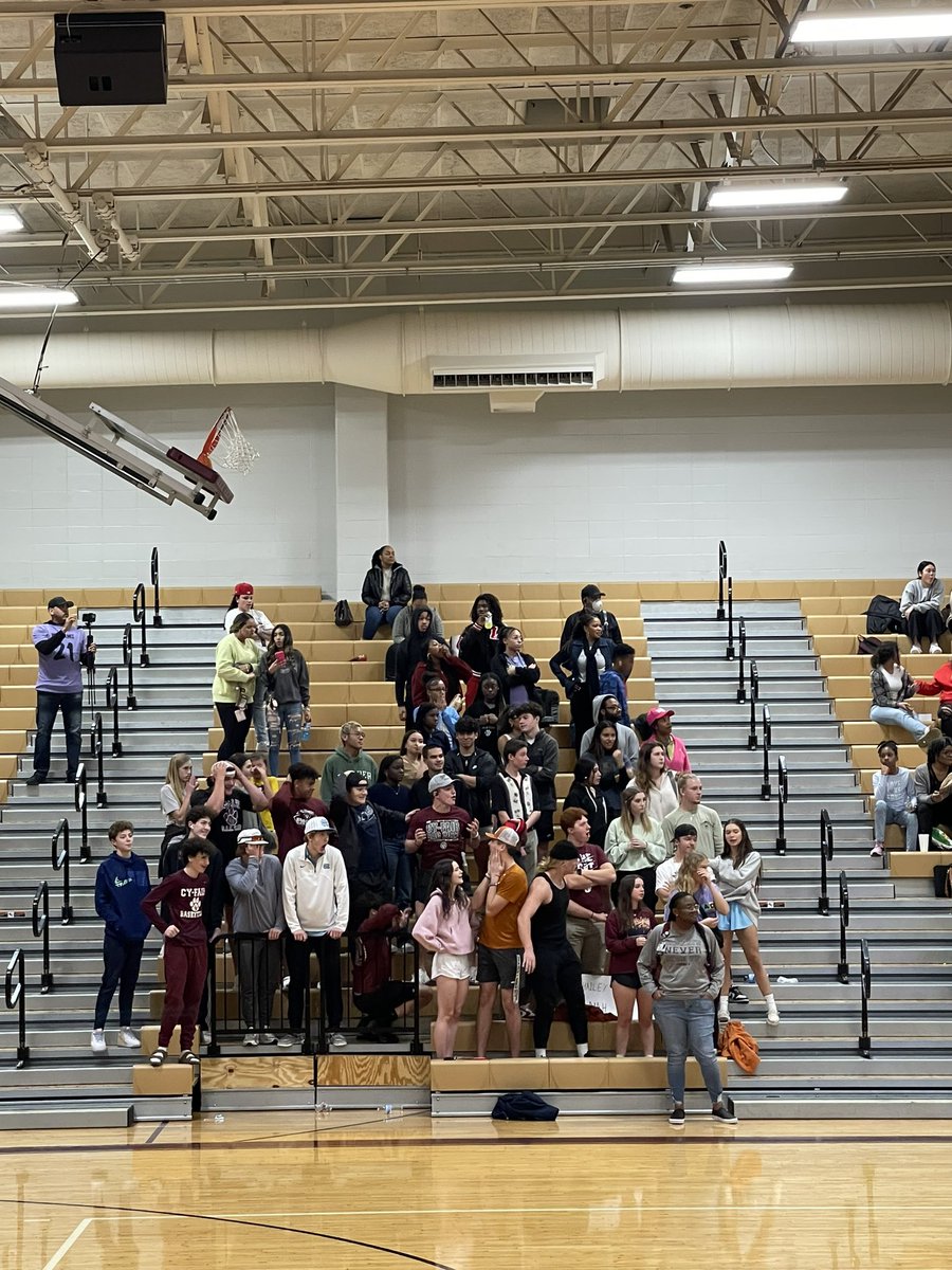 Stephanie Lyle tweet media