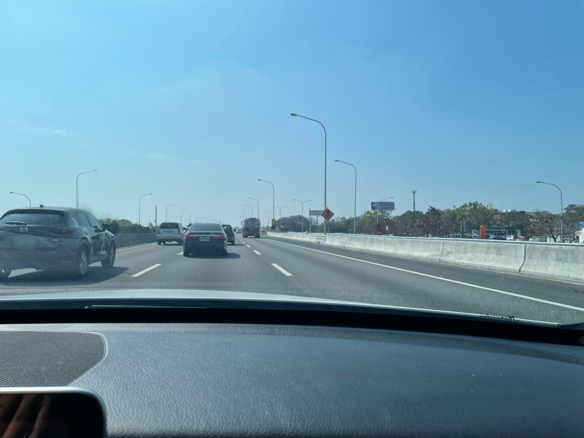 出發，展開旅程一路向南走，辛苦又要辛苦司機老公了，沒關係，疲勞或精神不好時我會幫你提神的😄
可用手、用腳、用嘴，再不行就休息站…

#告訴我還有什麼可以幫司機提神的好方法❤️
及對你用什麼方法是最有效提神的方法

@LOVE02578 大尺度無碼備用帳號 https://t.co/Ccppa6r5mW