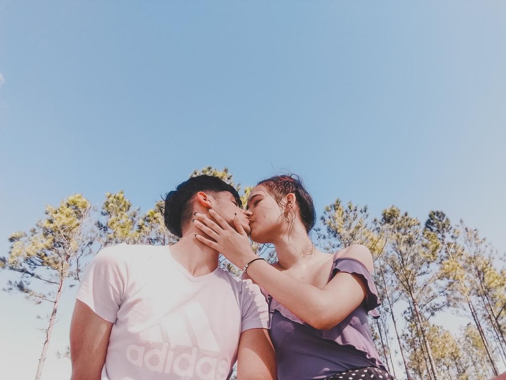 LeiraRodrguez1's tweet photo. Si supieras que estando contigo desaparece todo lo prohibido <3..... https://t.co/fhbbMBm1J8