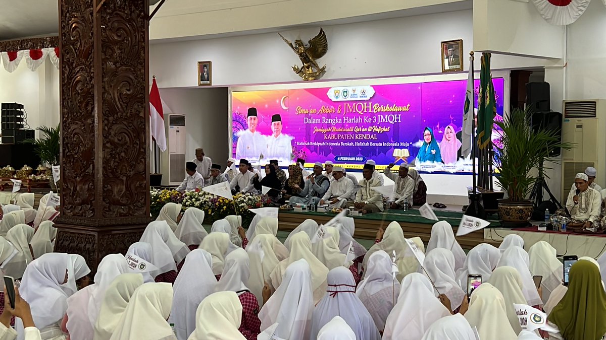 GanindutoDico's tweet photo. Hari ini menghadiri sholawatan JMQH Kendal bersama Habib Firdaus Al Munawwar &amp; Jamaah buibu (JMQH) Kendal https://t.co/XxWpEwpAFi