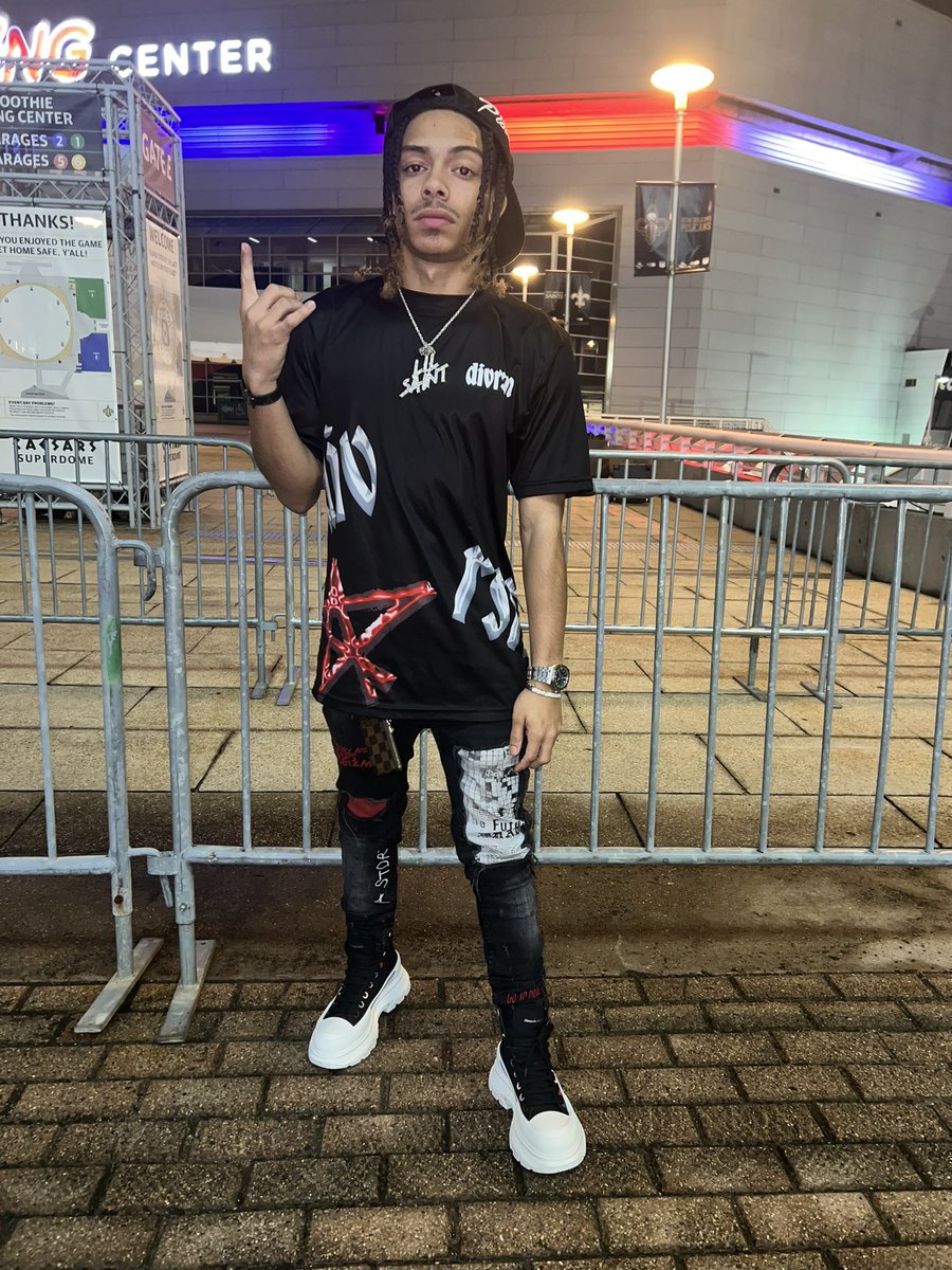 saintpitre's tweet photo. Take the losses with the wins, they just part of tryin https://t.co/0xYcBXpycE