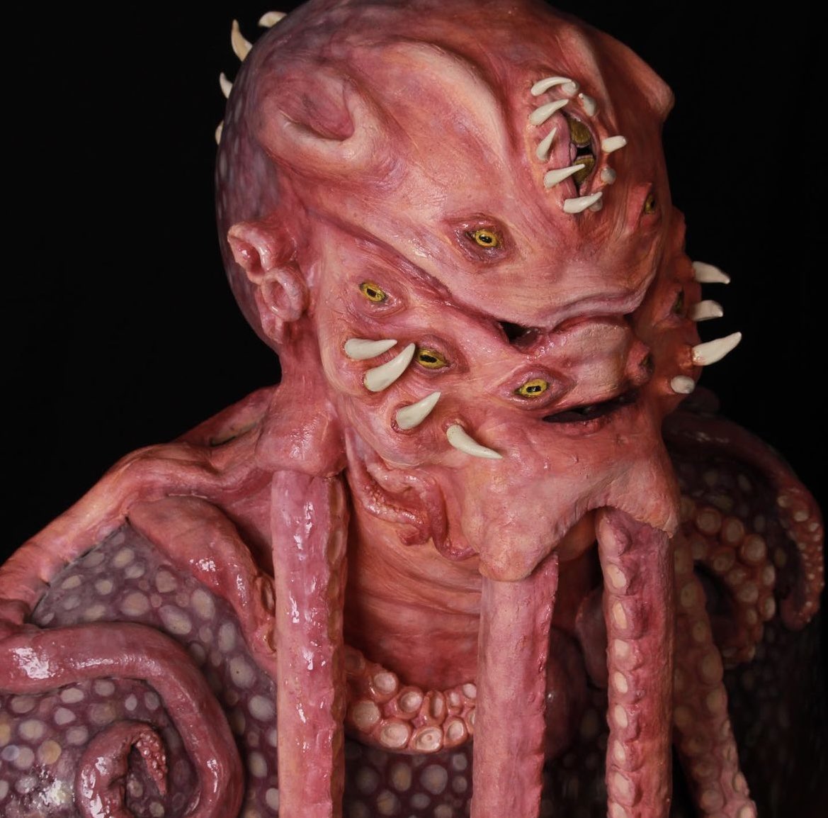 Kylebcactor's tweet image. Photo shoot at New Image College designed and molded by Abigail Marie Gershon.