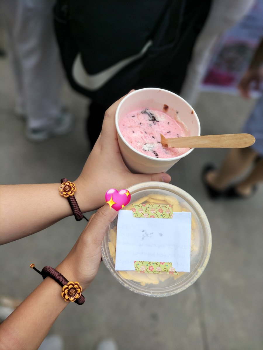 08fucked's tweet photo. #DIELLI: Thank u love u both @kallosia @rumuwupok 

salamat din sa nagdeliver @whutaosss HAHAHAHAHAHAHHA https://t.co/enyH2l3JxO