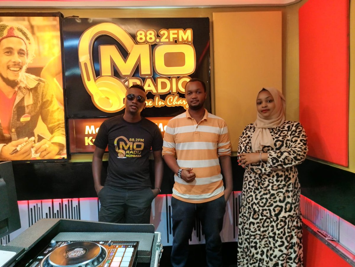 MoRadioKE's tweet photo. Show nzito @mainmanrio @fahima_the_journalist na DJ BONGE kwenye #MoMixMatch hadi saa nne asubuhiπ₯π₯πͺ
Umeamkaje? Unatupata ukiwa wapi?
Sms line 23440
Call 0717 150 150/0733 333 094
#moradioke #WeAreInCharge #BabuOwino #Kenya #TrendingNow https://t.co/AHe9tBaWwG