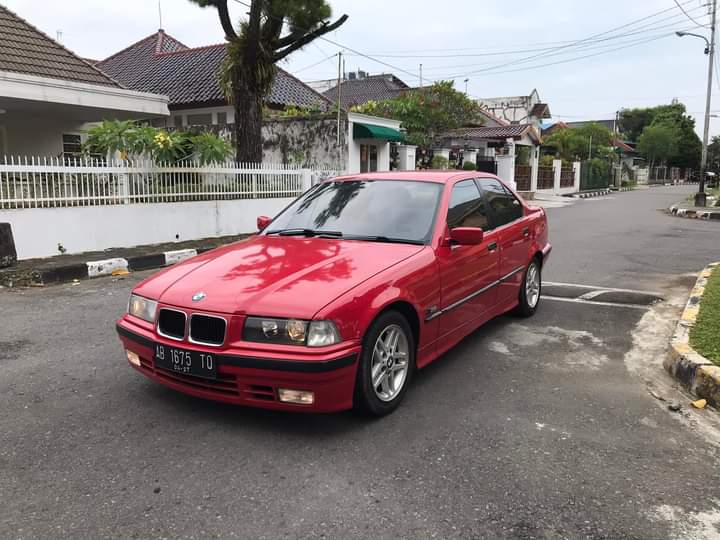 HoldenKlasik's tweet photo. Dijual BMW E36 318i M43 1996
manual
warna asli Merah Ferari dari lahir
Nopol AB Pajak Off 2021 kaleng 2022
Mesin M43 4silinder Bandel sehat halus/temperatur aman
Kaki2 nyaman
AC dingin
jok retrim MBtech
Harga 47jt nego tipis didepan mobil
Lokasi Jogja
Tlp / WA 0817269988 https://t.co/xWLOFxsHa3