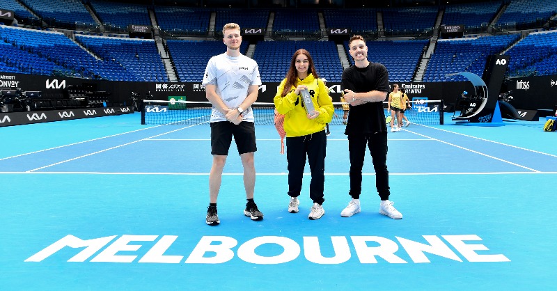 AustralianOpen's tweet photo. Champions of the #AOSummerSmash featuring #Fortnite ๐
๐ @Loserfruit
๐ @VortexM_
@FortniteGame โข @AusOpenGaming โข @FortniteANZ โข #AusOpen
