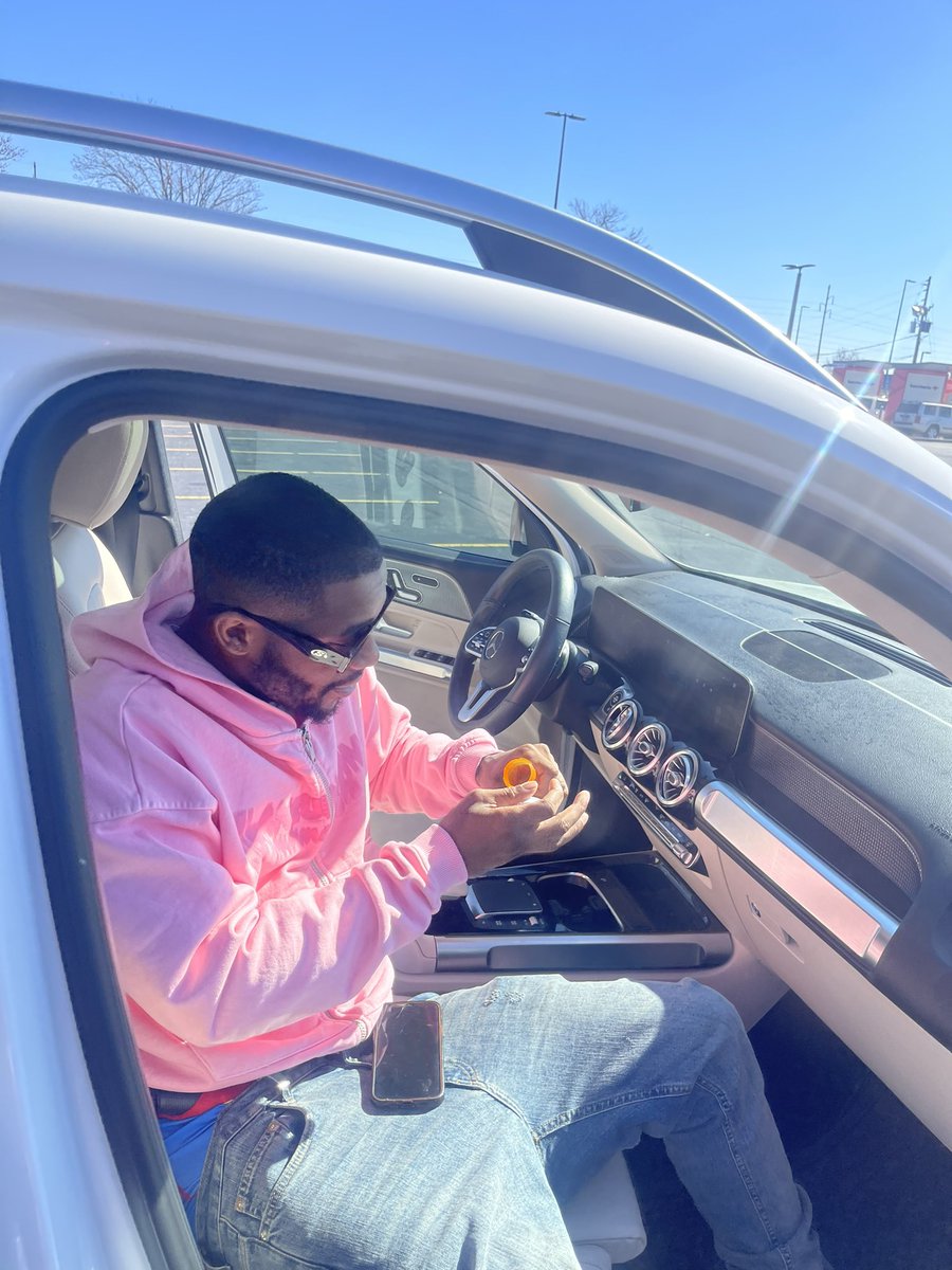 worstway456's tweet photo. I was born in hustling I knew what I wanted to b https://t.co/RPAyHMM0Sf