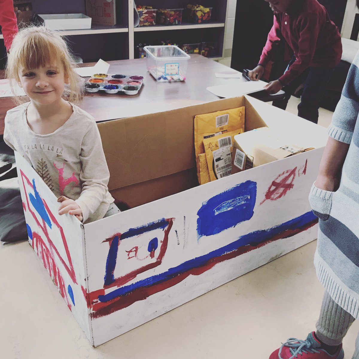 Elizabeth Farris tweet media