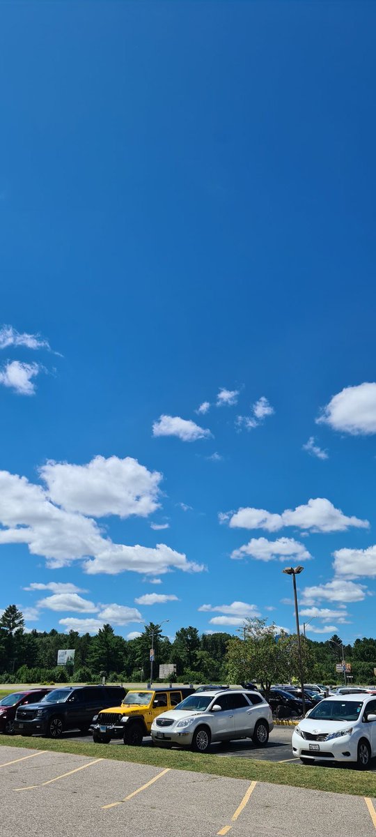 yassinakme's tweet photo. Clouds might be my favorite thing on this planet https://t.co/wQpaRQebWY