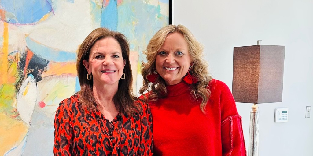 YourStory_FP's tweet photo. Pictured are @AHAMississippi Board Member Frances Ware and Circle of Red Member, Pam Ware joining others across the nation in wearing red for #NationalWearRedDay to kick off Heart Month. ❤️
#FCBTeam #GoRedJXN https://t.co/3r74AEnZZd