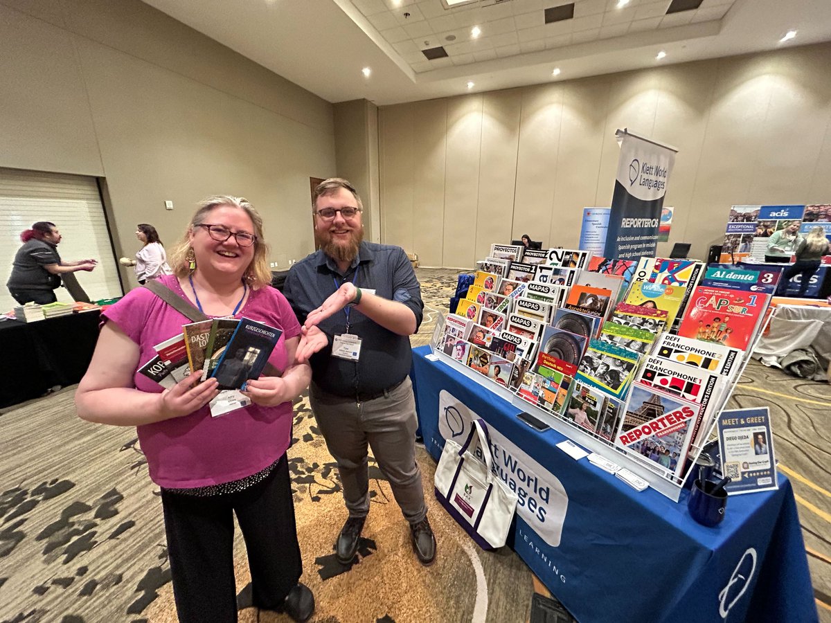 KlettWL's tweet image. What a fantastic first day we had at the @CCFLT 2023 conference. Thank you so much to all educators that visited our booth! Please join us tomorrow  at 10 am for coffee and cookies at our booth!

#ccflt23

#Spanish #spanishteachers #Geman #germanteachers #French #frenchteachers