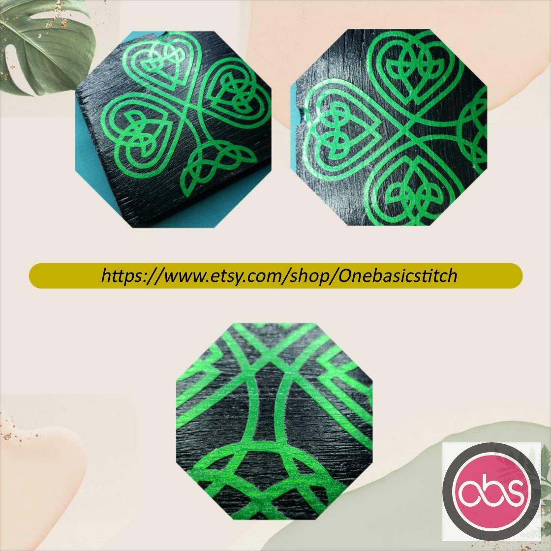 onebasicstitch's tweet image. Wow picks! Celtic Symbol - St Patrick's Day Wooden Plank Board Sign - Green Shimmer at $14.95 at etsy.com/listing/769489… Choose your wows. 🐕 #StPatricksDaySign #LuckIrishSign