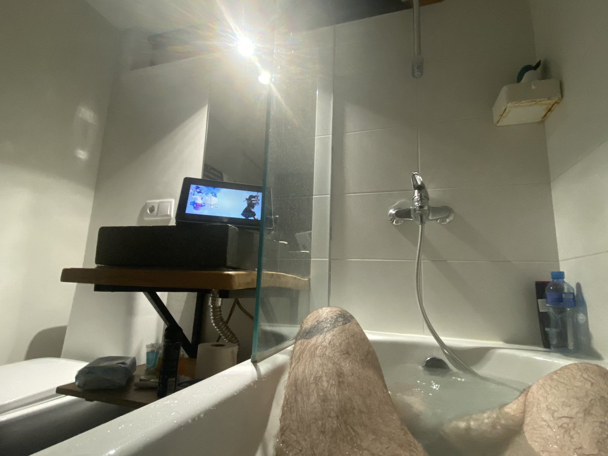 Bell13Mort's tweet photo. Drama, hot water bath, wine, Tbilisi 🥳 https://t.co/4fGk58miT8