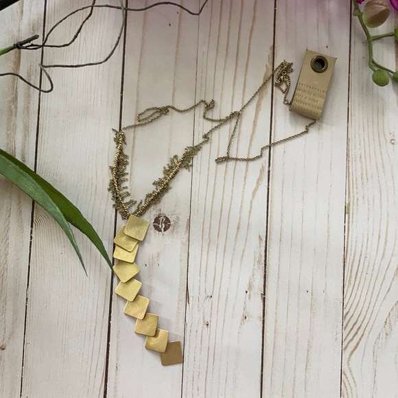 Cap77567's tweet photo. So good I had to share! Check out all the items I'm loving on @Poshmarkapp from @WhimsicalTurtle #poshmark #fashion #style #shopmycloset #anthropologie #dansko #whimsicalturtle: https://t.co/atwDT8PMDb https://t.co/JzCubhCzho