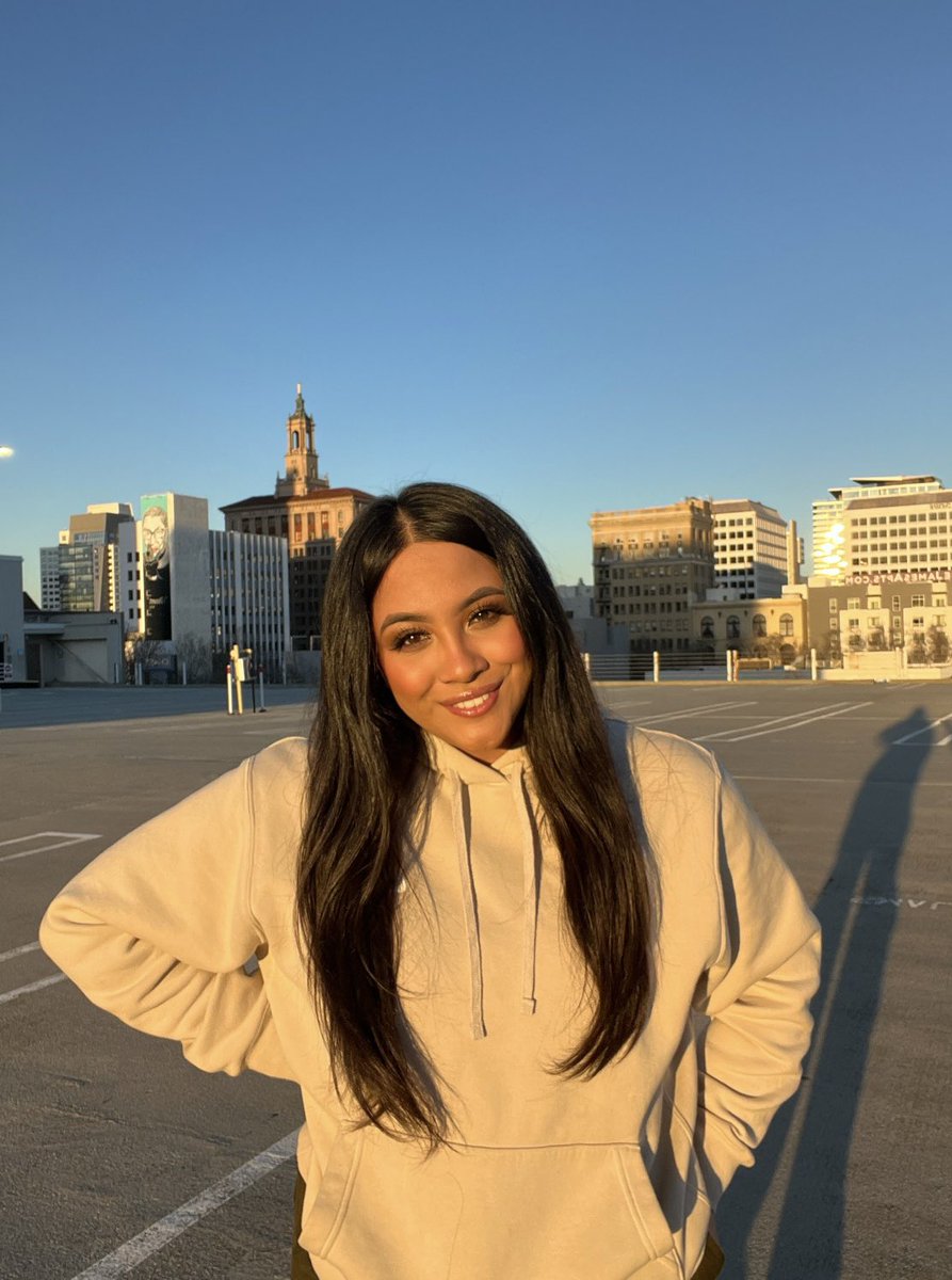 _bryannnaaa_'s tweet photo. starting to love myself just a little bit more. 🤍 https://t.co/9PvEHPvq3b