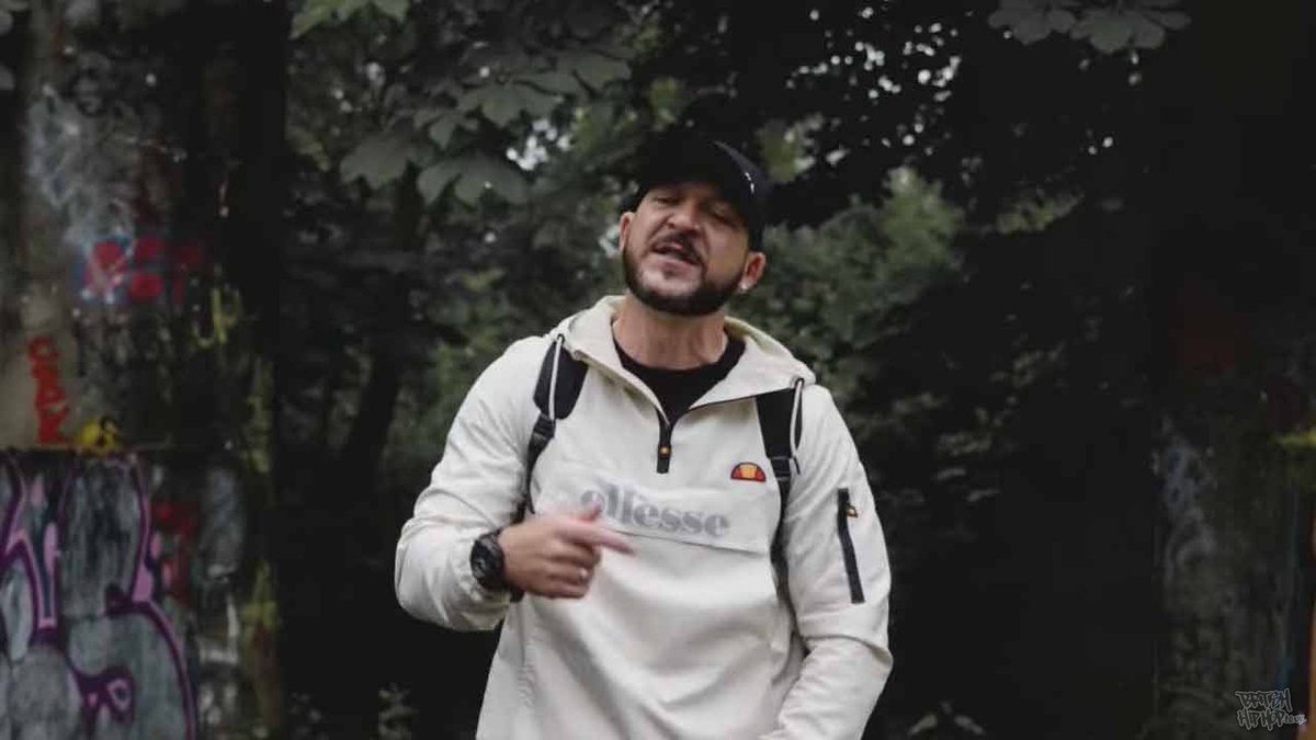 britishhiphop's tweet image. Efeks is back with a slapper which will hit you round the chops. On Its Only Right Efeks shows he has the verbal weaponry to prove his status. Track is taken from the long awaited second album "Master Of None". #CurtCataract #DFacer #Downstroke #efeks

bit.ly/3wXGvhz