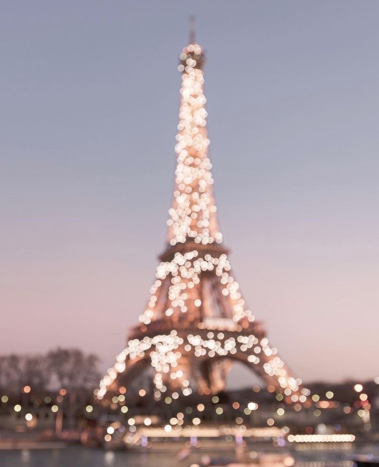 Lvspink0's tweet photo. 𝒫𝒶𝓇𝒾𝓈 https://t.co/wRKQYgnVWw