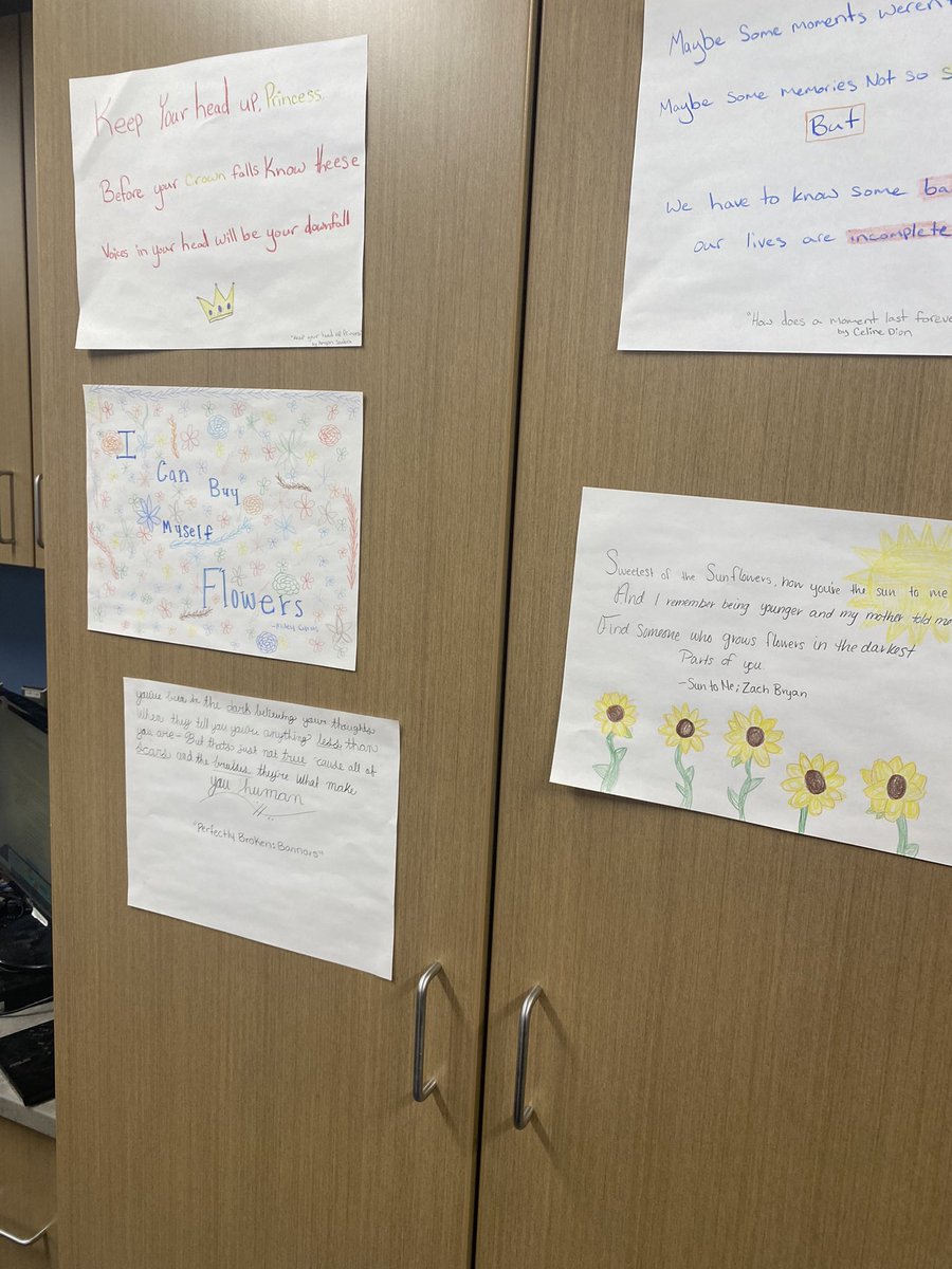 OmangJosh's tweet photo. I witnessed an amazing I-Time lesson called “words that resonate” today in Mr. Kvebak’s class. He connected this to music lyrics, shared several examples and even played the kids some new vinyl while they worked! Very powerful! #LAKERPR1DE @BarrCenter @UngarDick @Stephen_L_Ball https://t.co/NkEXmm39JT