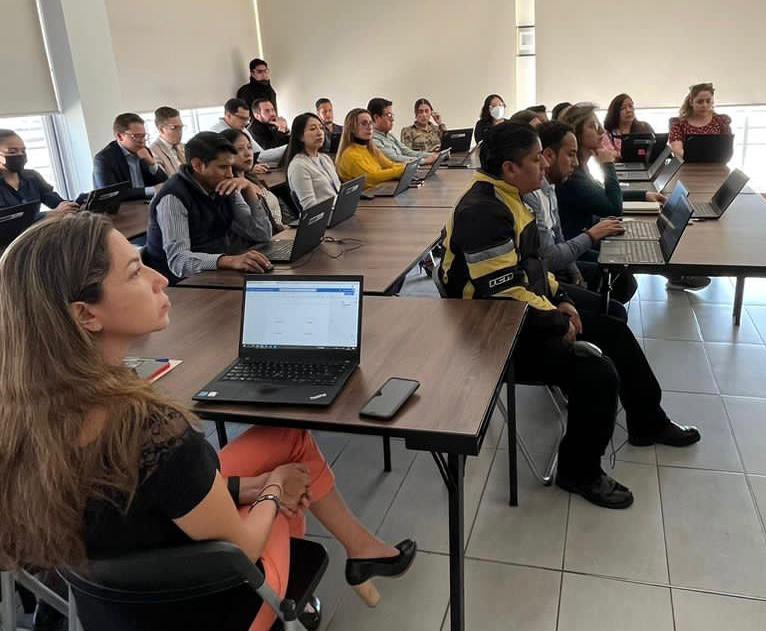 Dentons_PH's tweet photo. El día de hoy empezamos con nuestro programa anual de #capacitación.

Con estas actividades buscamos potenciar las habilidades y conocimientos de todos nuestro equipo en diversos temas para fortalecer su perfil tanto personal (basado en principios de integridad) como profesional. https://t.co/HAWeJsSXHt