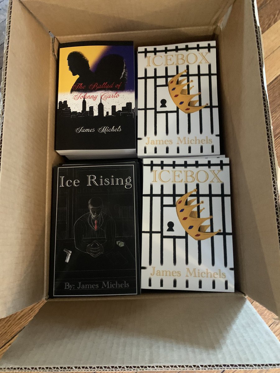 jamesrealmike's tweet photo. Signed copies are available. Who wants one? Or two?
#jamesmichels #readingcommunity #writerslife #signedbooks #authorsignedcopy #crimefiction #thriller #bookstagram #Mafia #noir #gangster https://t.co/V9AyYl20xh