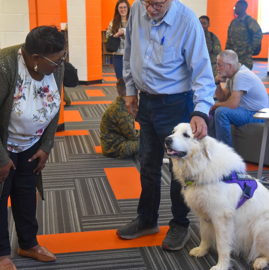HargraveTigers's tweet photo. We are hosting our first Dogs & Donuts of the Spring Semester next Monday in our Academic Learning Center. It's essential to give Cadets (and Faculty/Staff) a break from the routine occasionally.
#bemoreinvolved https://t.co/SeLZdXOHNh