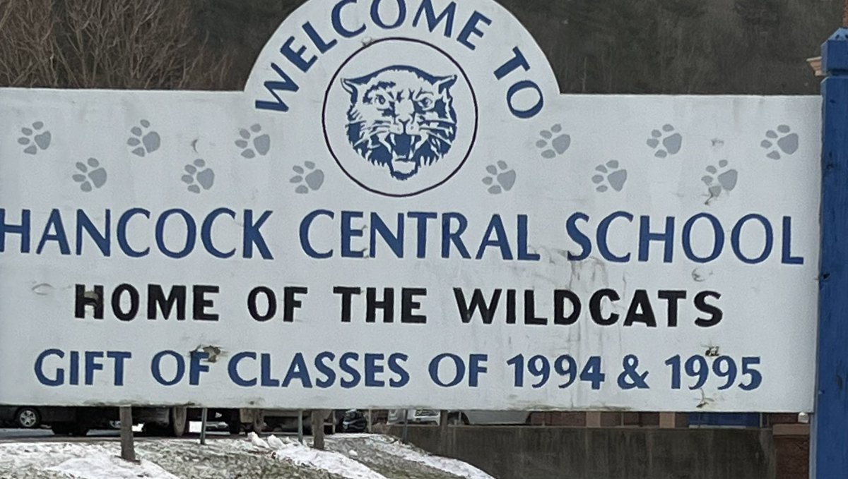 Tanya_IDE's tweet photo. Ended an incredible week with our @IDECorp clients in the north in Hancock, NY with the leadership team @HCSDWildcats … bitter cold & snow but so many smiles & so much warmth as we engaged with the #leadershipmindsets and #systemsthinking #FromNodesToLines https://t.co/N4Rwk8517h