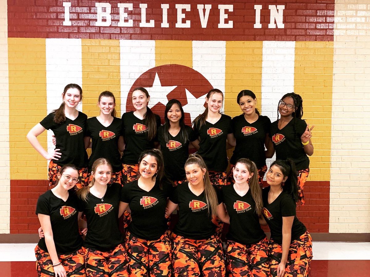riverdale_dance's tweet photo. Last Basketball Performance of the year! #warriorettes22 https://t.co/GTDAoFFw9C