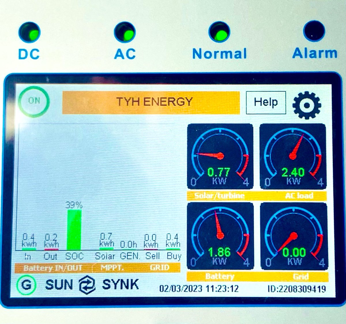 TyhSolar's tweet photo. Two of today’s installations are perfect examples of how the introduction of battery storage/ management systems have taken household energy savings to another level……. 

Enjoy the weekend. ☀️🔋
#SolarEnergy #BatteryTechnology #EnergyStorage #Energy #savings https://t.co/KyP6fFBi17