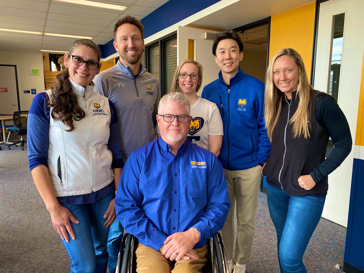 jennifermkrause's tweet photo. The @UNCphysed team of faculty, PhD students, and undergrads had a blast presenting how “MOVE-ment Matters” in schools to over 60 high school and community college students from CO and beyond at the #UNCFTC today! #PhysEd @UNC_KiND @UNC_Colorado @UNCO_TeacherEd https://t.co/OfNd6yQvOg