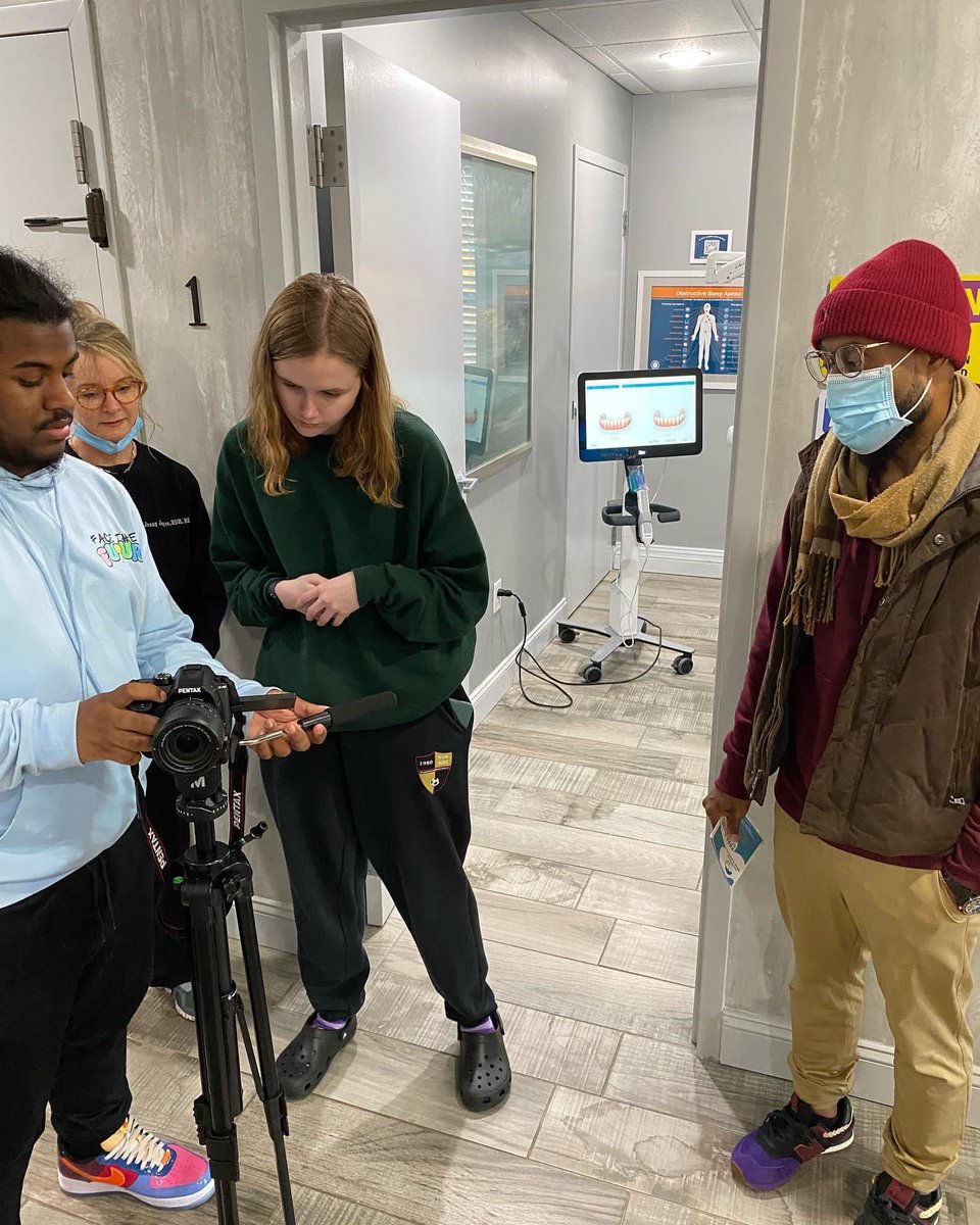 Christina Sapusek tweet media