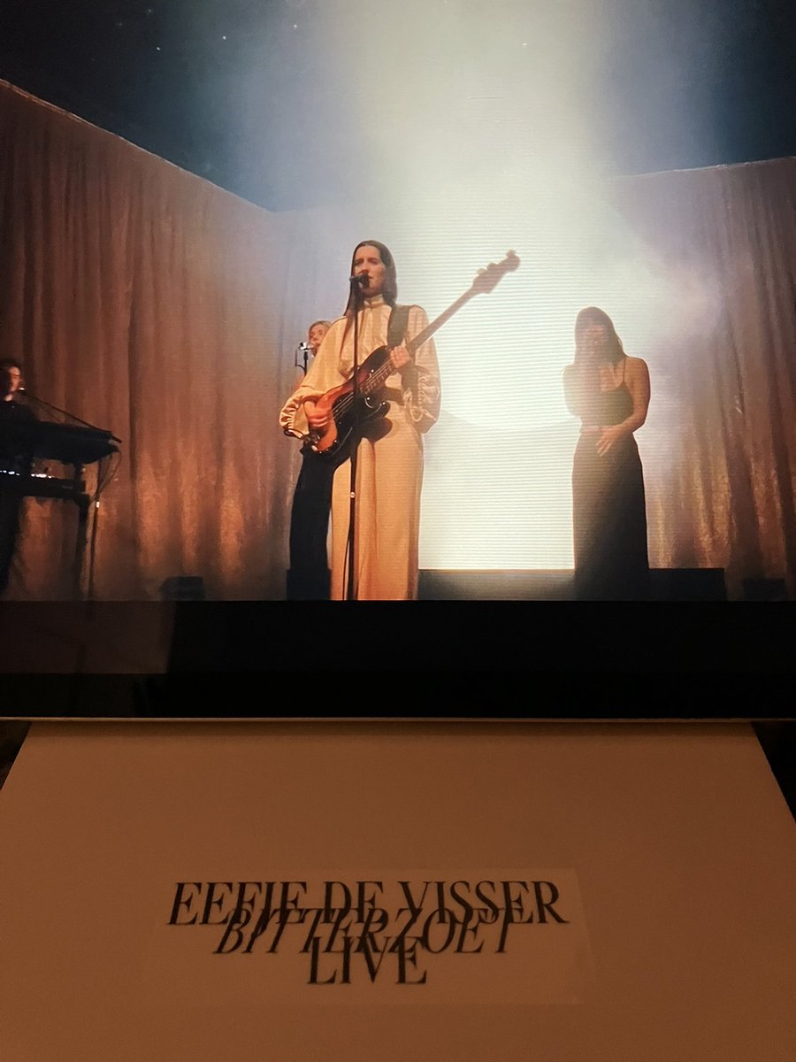 StevenJCutter's tweet photo. Eefje de Visser - Bitterzoet - Live
Absolutely stunning
@Eefjedevisser https://t.co/rUyjHFumN8