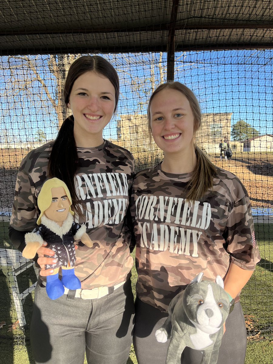 2023 has become the year of the DAWG! Great job leading on and off the field ladies. The world could use more Yayas and Gabbys. Only week left before the show! Get a front row seat! #dragonsarereal #DAWGS