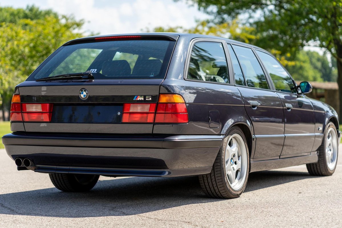 carsandbids's tweet photo. E34 M3 Touring.
No, we're not joking.

5-speed manual.
Macao Blue.
3.8L inline-6.
335 horsepower.

GO BID: https://t.co/mfuvsAT5va https://t.co/Zm1EgE3v9K