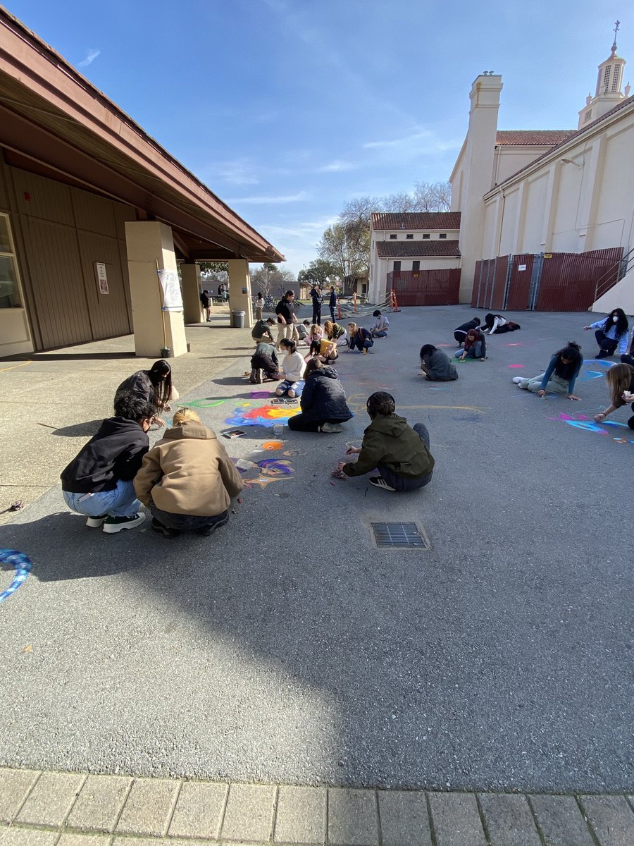 PAUSD_VAPA's tweet photo. More highlights from Paly's Arts in Unusual Places this week! @PaloAltoUnified @gmolopez78 @DonAustin_SUP https://t.co/VvA9r5E36e